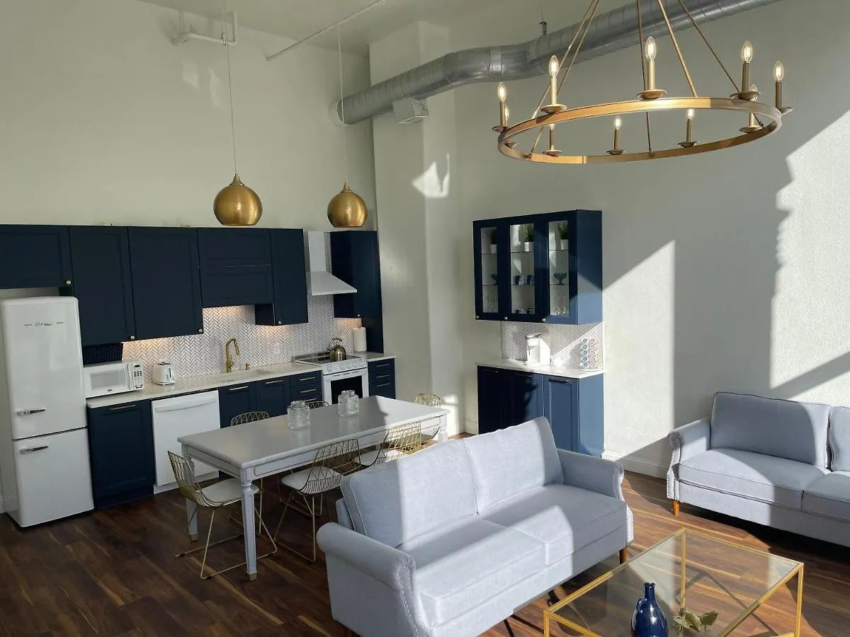 Gold Suite By Hollyhock- Executive-Level Living Louisville