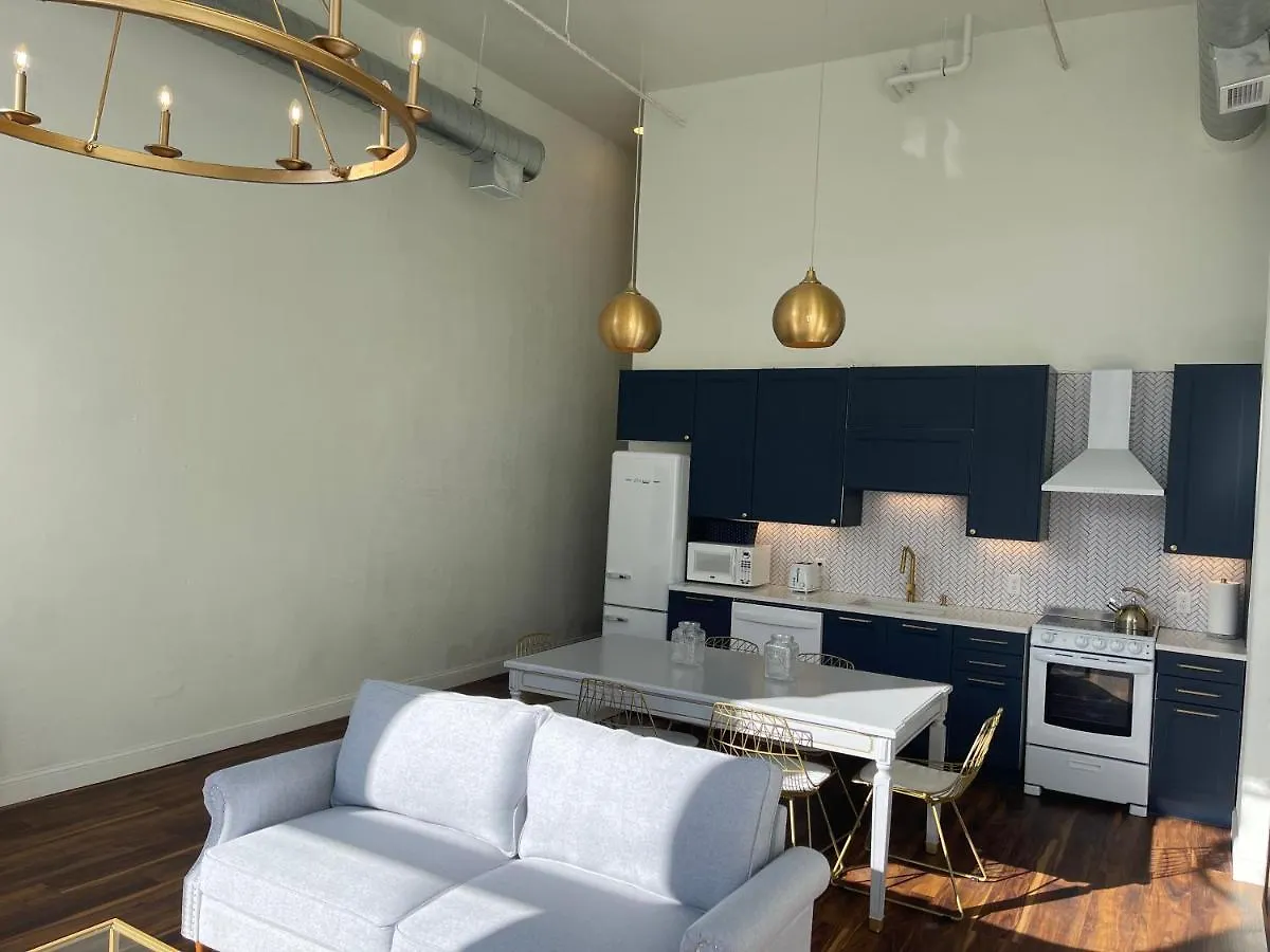 Gold Suite By Hollyhock- Executive-Level Living Louisville 0*,  USA