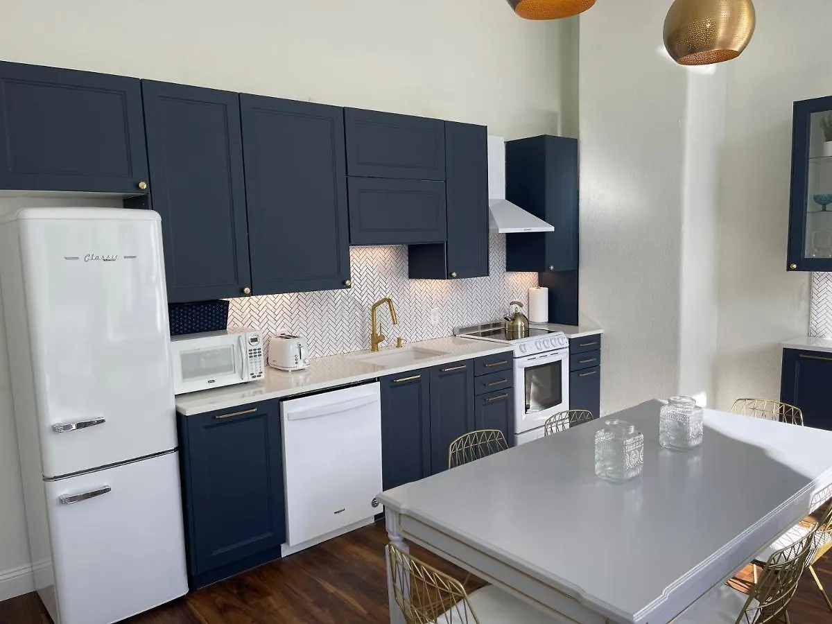 Gold Suite By Hollyhock- Executive-Level Living Louisville Lägenhet