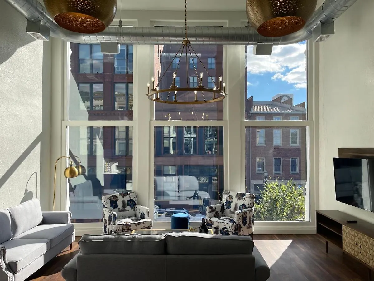 Gold Suite By Hollyhock- Executive-Level Living Louisville